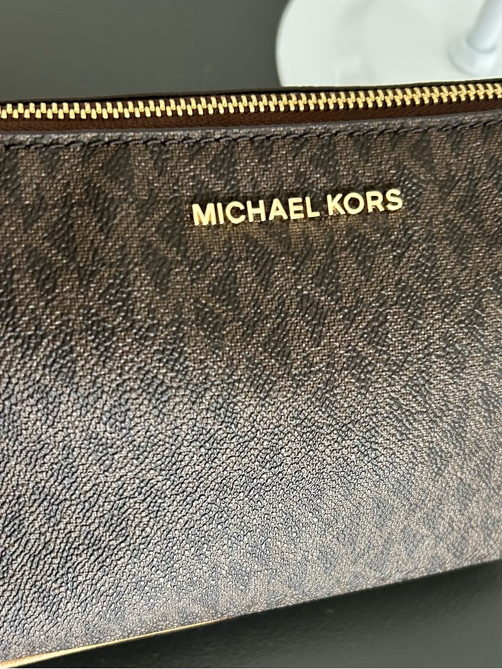 Michael Kors Brown Signature Logo Shoulder Bag Gold Chain Small Baguette - Picture 9 of 10